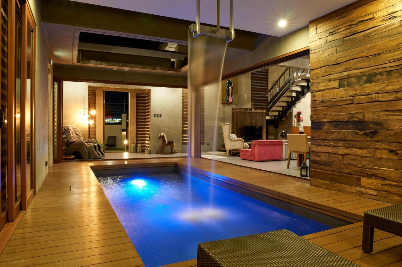 Isla Villa 1 Amazing Waterfall Pool House Near Beach, Bars & Restaurants Мактан Экстерьер фото