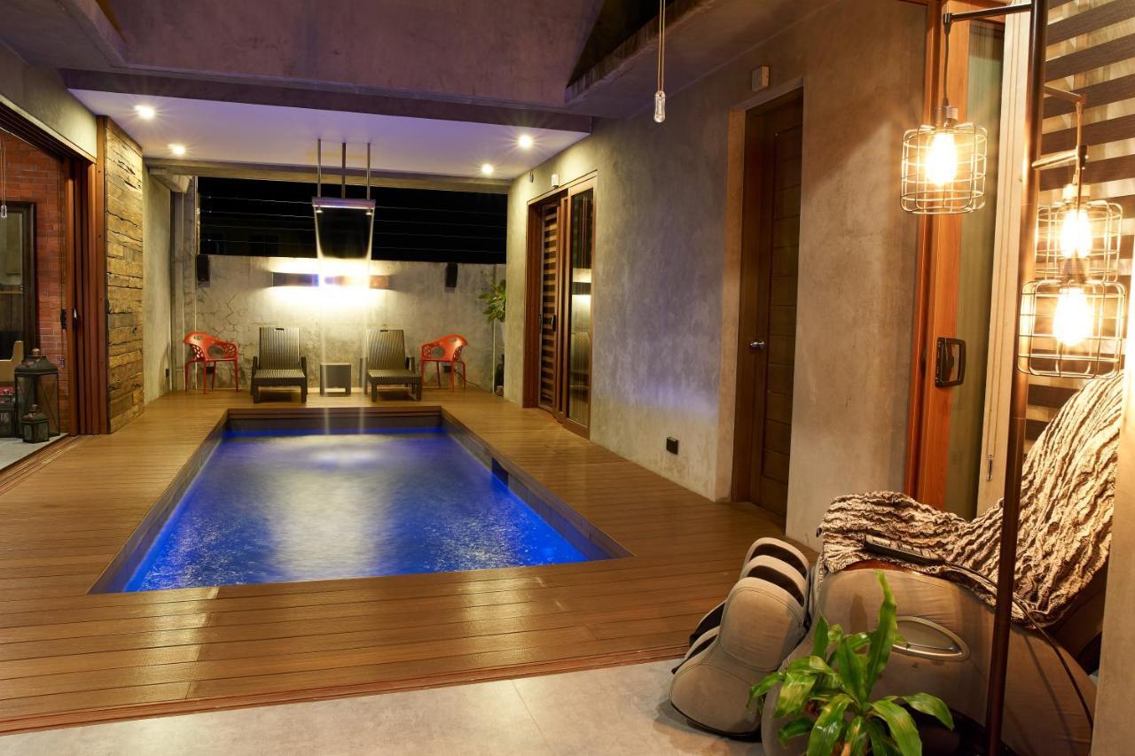 Isla Villa 1 Amazing Waterfall Pool House Near Beach, Bars & Restaurants Мактан Экстерьер фото